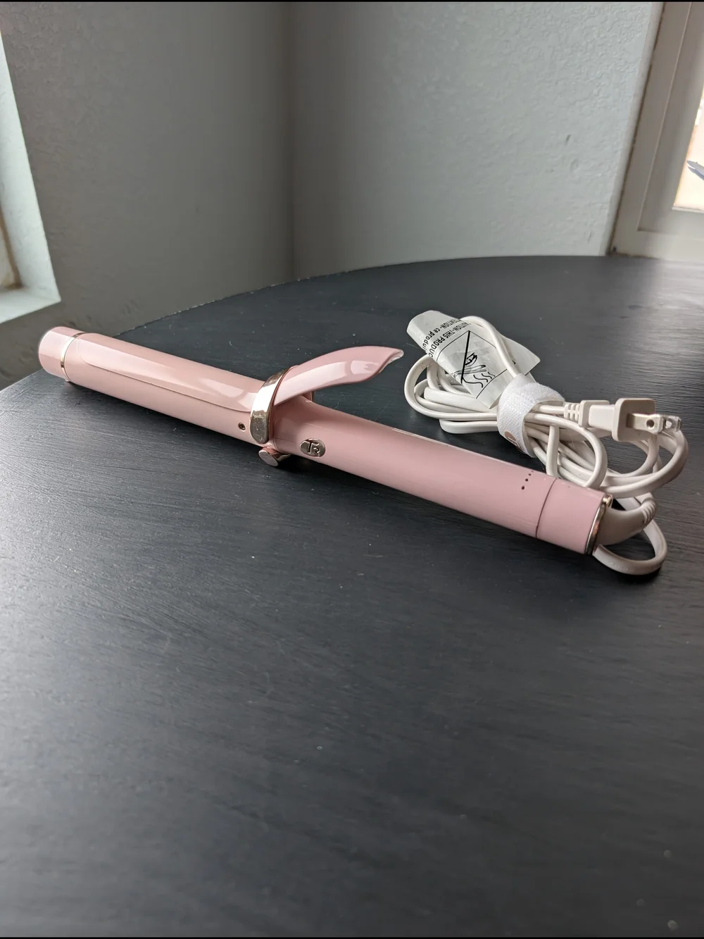 T3 Ceramic Barrel Curling Iron